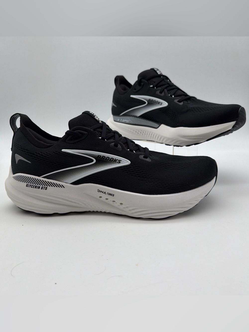 Brooks Glycerin 22 GTS Mens 12.5D Running Shoes Black Road Walking Comfort Gym